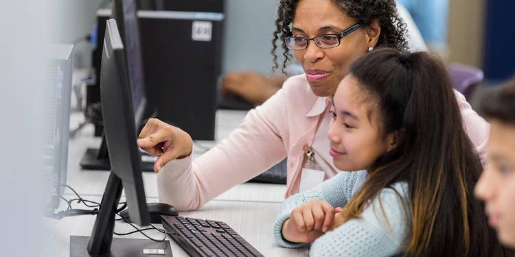Nurturing Struggling Readers With Raz-Plus