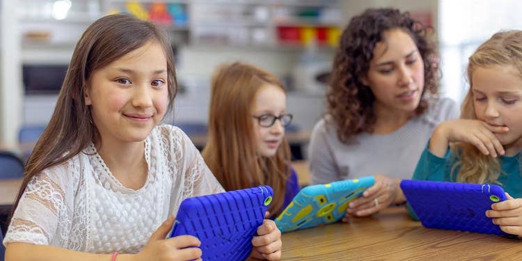 Digital Reading Tools: Surpassing the...